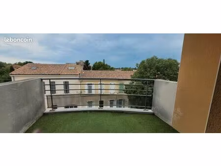 apparemment 2 pièces lumineux