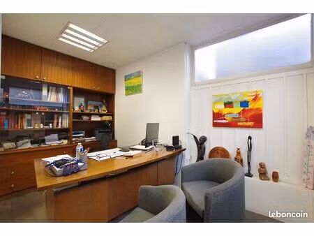 local commercial 149 m² arcueil