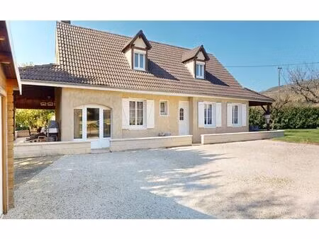 maison saint-désert 183.19 m² t-5 à vendre  380 000 €