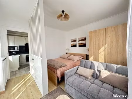 studio meublé - terrasse - parking