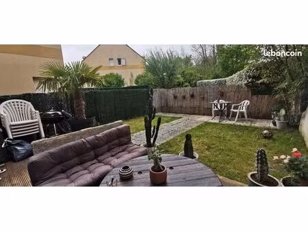 t1 de 40 m² avec jardin privatif – cadre verdoyant et résidentiel