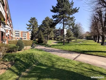 appartement 4 pièces 80 m²