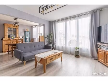 appartement 4 pièces 79 m²