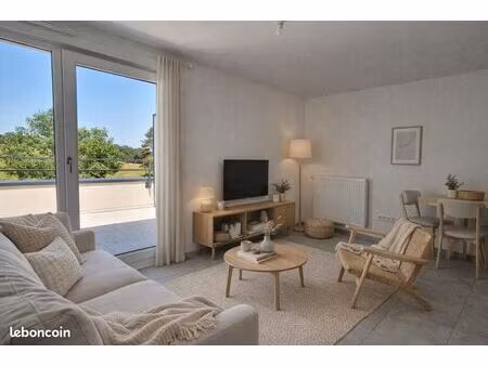 studio 1 pièce 29 m²