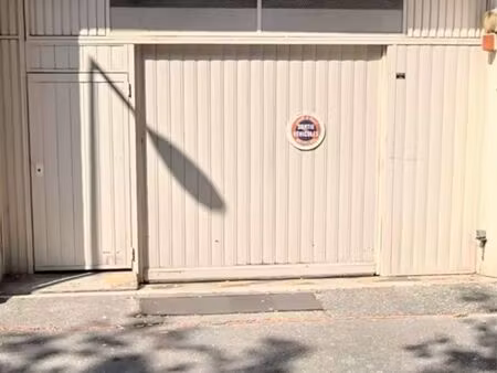 garage 14m2 - proche centre-ville