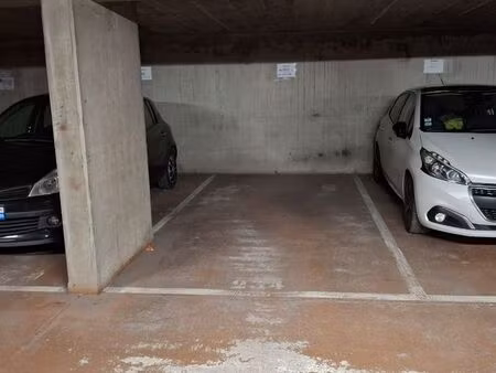 place de parking garage à vendre