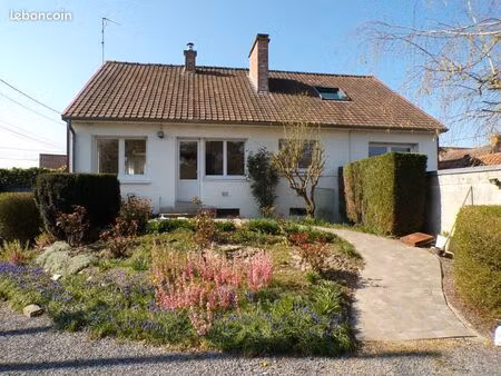 maison 7 pièces 145 m²