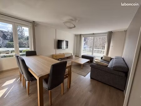 appartement 3 pièces 82 m²