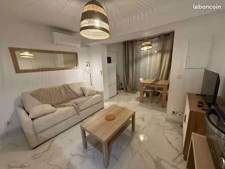 studio meublée avec parking et piscine