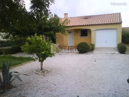 villa 4 pièces 82 m²