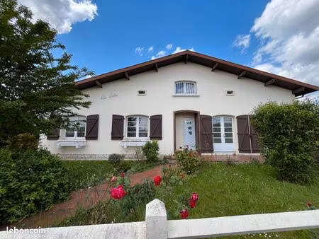 grande maison à louer