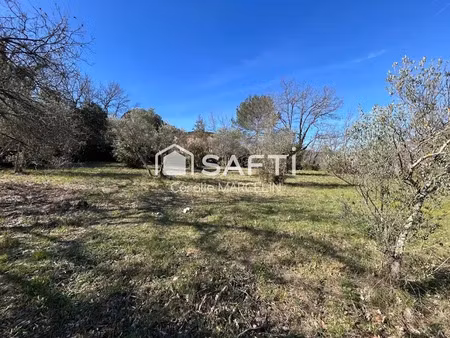vente terrain 1682 m² à brignoles (83170)  190 000 €