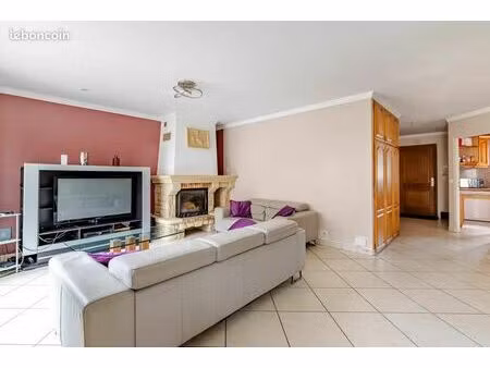 maison 5 pièces 144 m²