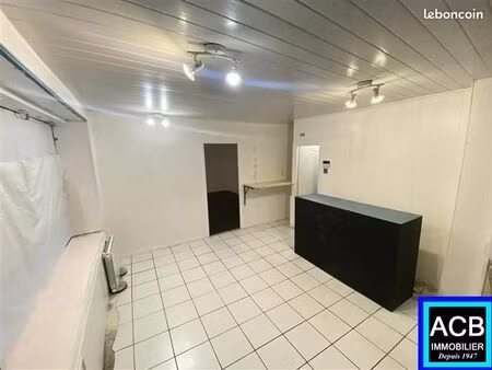 local commercial 40 m²