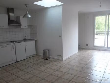 f1 bis 37 m² · méry-sur-oise 95540