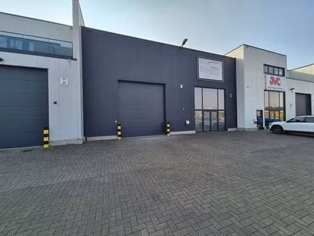 bien professionnel à louer à bilzen € 3.650 (lmedg) - jansen real estate | zimmo