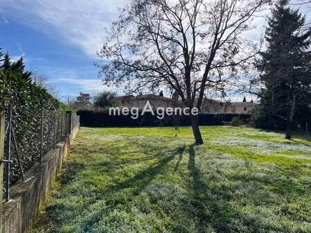 terrain constructible viabilisé à vendre