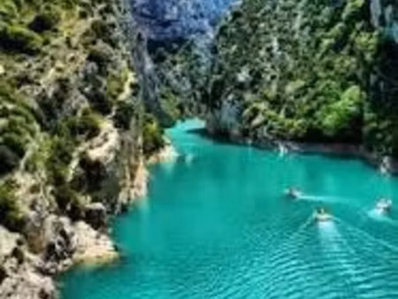 vente locaux professionnels 160 m² à moustiers-sainte-marie (04360)  253 000 €