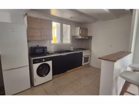 location maison  53.7 m² t-3 à sainte-rose  850 €