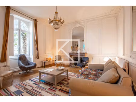 vente maison à durtal (49430) : à vendre / 285m² durtal