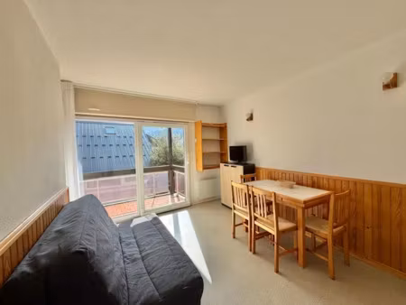 location meublée appartement 1 pièce 23 m² à villard-de-lans (38250)  450 €