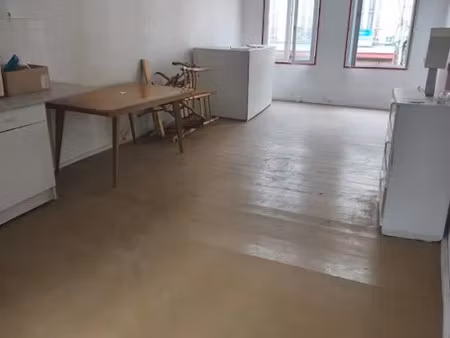 location appartement 3 pièces 110 m² à chatellerault (86100)  629 €