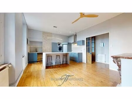 en exclusivite - centre ville - 3 chambres - faible charge - copropriete benevole