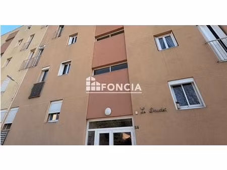 t4 a vendre avec locataire