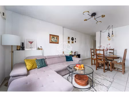 appartement t3 avec exterieur et garage