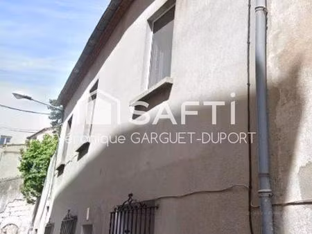 appartement en rdc  3 pièces  54 m2  cour