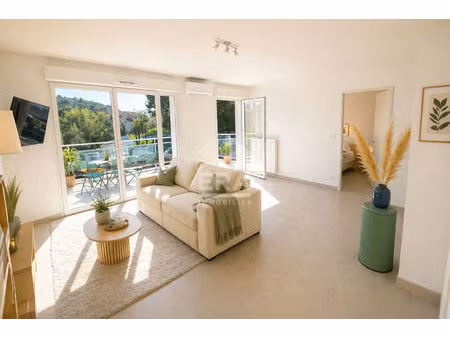 appartement septemes les vallons t2 de 45.8 m2 + terrasse et parking