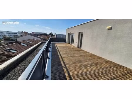 à vendre entre particuliers bel appartement t3 tbe 2 chambres + grande terrasse sud toulou