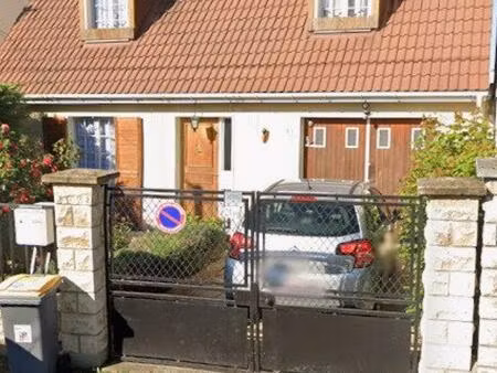 charmante maison familiale de 102m2 avec dépendance sur un terrain de 461 m²