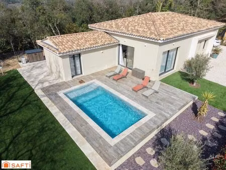 posez vos valises dans un havre de lumière : 120 m² de pur design en bout d'impasse