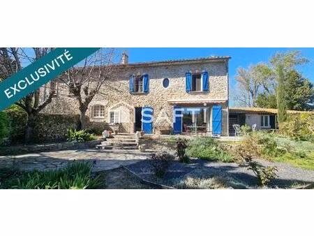 magnifique bâtisse familiale en pierres