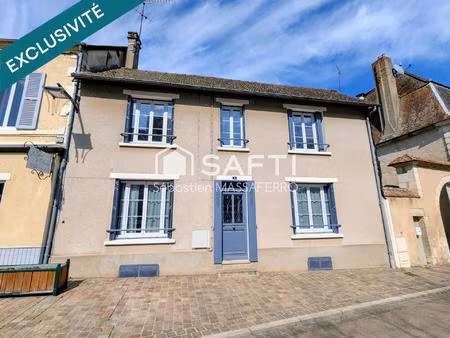 maison de ville au cœur de léré