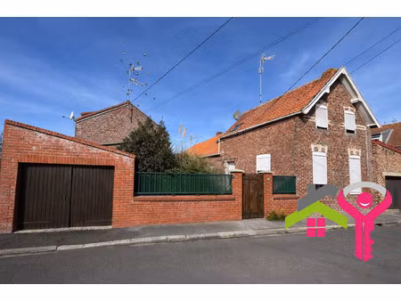 charmante longère individuelle avec fort potentiel