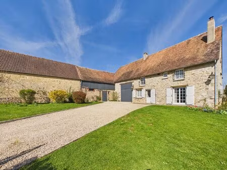 magnifique maison en pierres apparentes