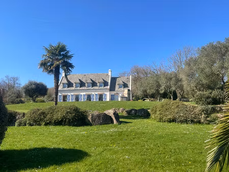 finistère: proche brest. superbe propriété côtière de 6 chambres avec accès direct au bord
