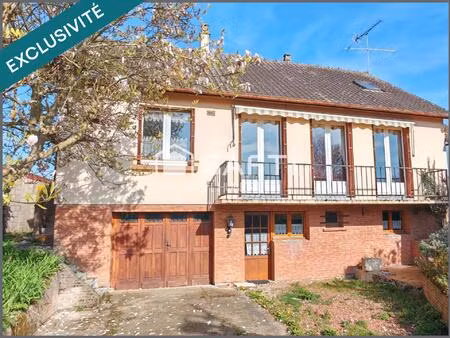 grand pavillon individuel avec jardin