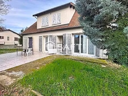 maison familiale avec un grand sous sols !!