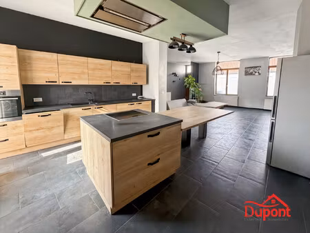 maison semi-individuelle 3 chambres / jardin