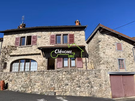 belle maison en pierre à visiter sans tarder !