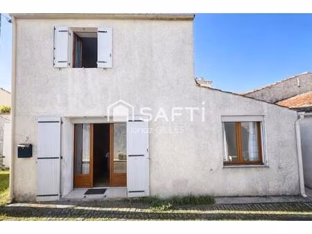 maison t4 dans un bourg proche du pont