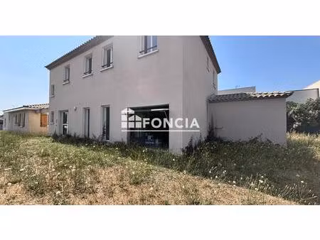 bureaux de 180m2 avec garage et jardin