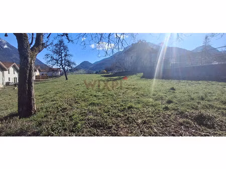 terrain faverges seythenex