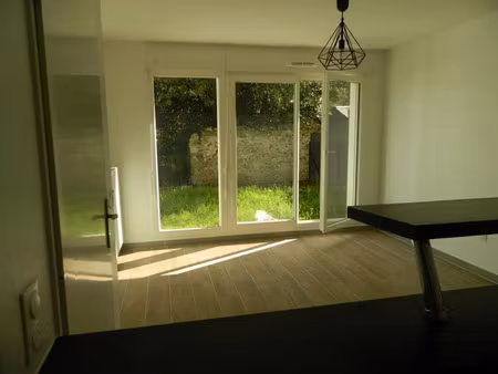 location appartement 2 pièces 37 m² à saulx-les-chartreux (91160)  920 €