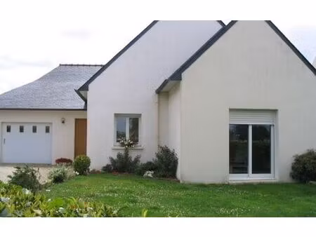 location maison  66.52 m² t-3 à landivisiau  680 €