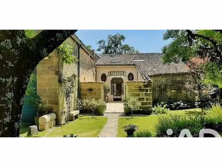 maison avec piscine et terrasse les artigues-de-lussac (33)