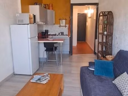 adorable studio meublé & décoré